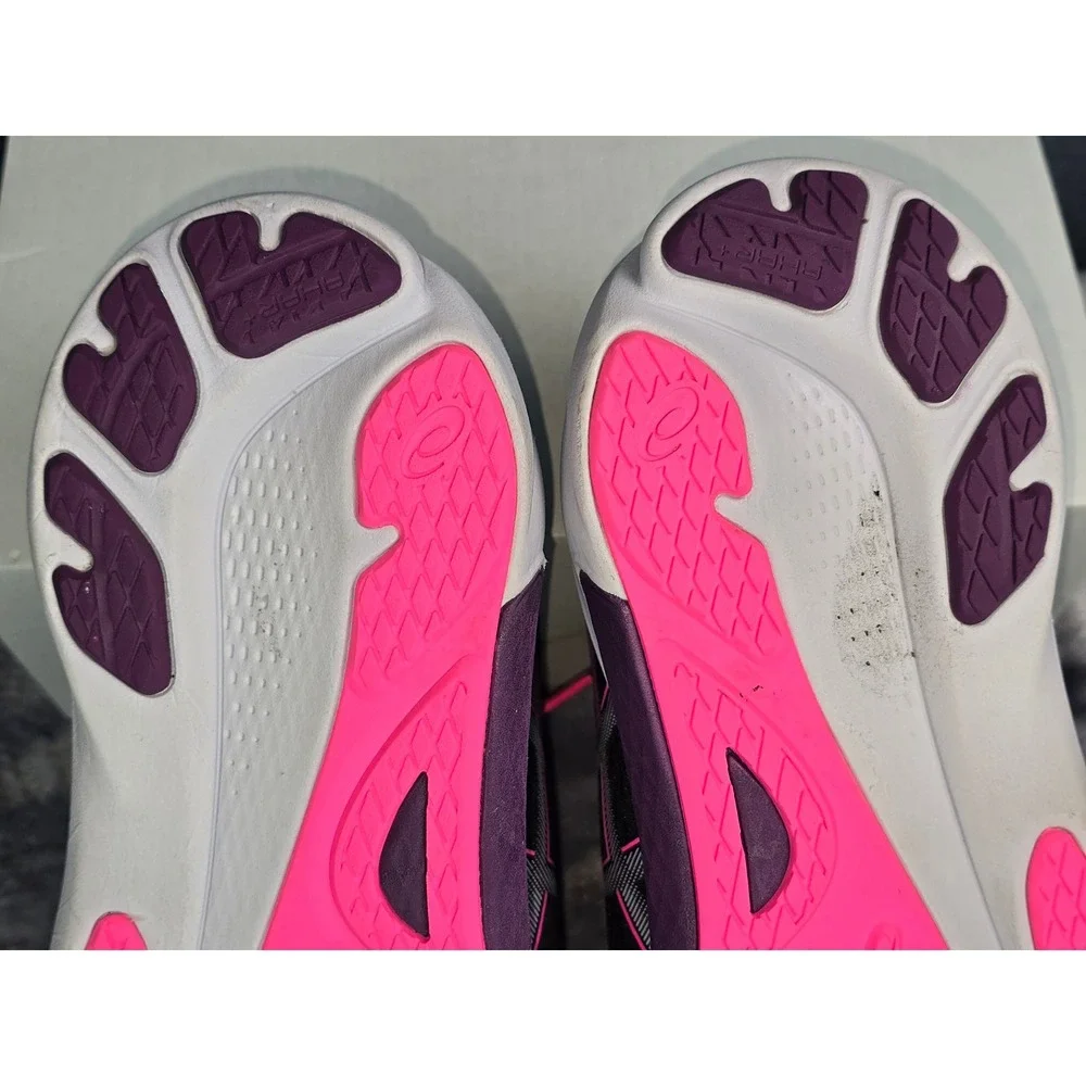 EUC ASICS Gel-Kayano 30 Black Pink Running Shoes Women 11 Wide 1012B503